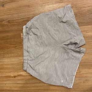 Men’s lululemon grey shirts